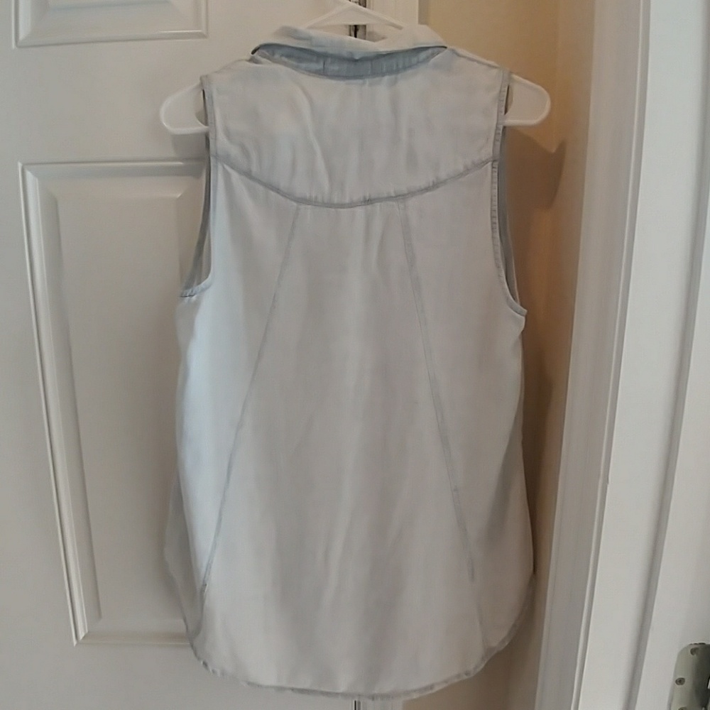 Cloth & Stone high low chambray - Picture 7 of 8